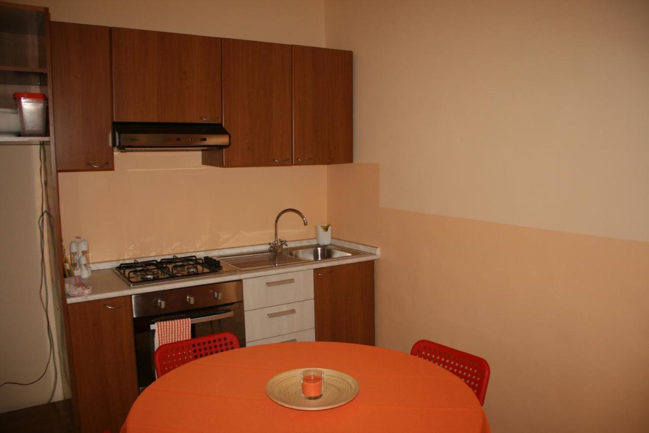 La Casa Di Giusy Lägenhet Montemarciano Exteriör bild